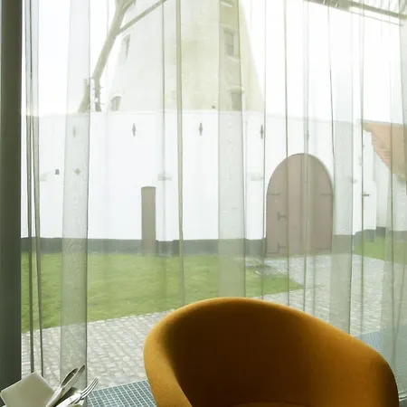 D-hotel 4*