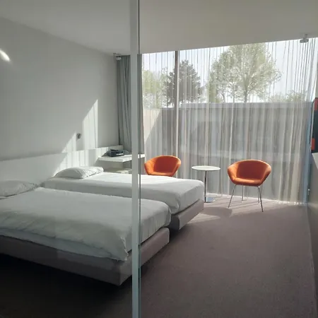 Hotel D-hotel