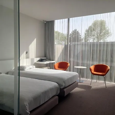 D-hotel Hotel 4*