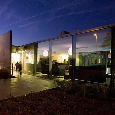 Hotel D-hotel 4*