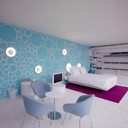Hotel D-hotel